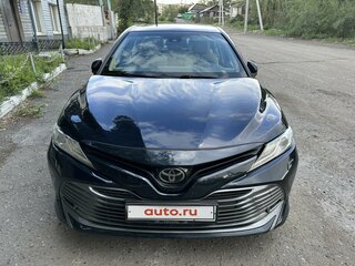 2018 Toyota Camry VIII (XV70), синий, 2750000 рублей, вид 1