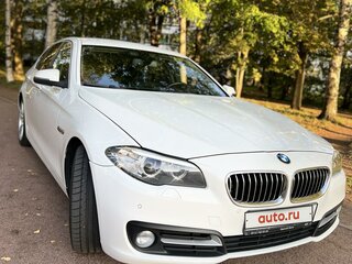 2013 BMW 5 серии 530d xDrive VI (F10/F11/F07) Рестайлинг, белый, 2150000 рублей, вид 5