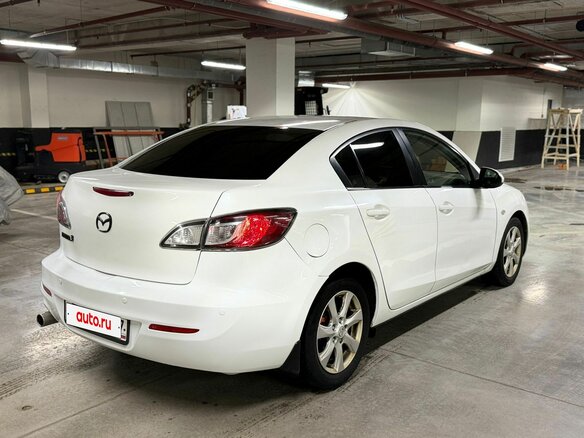 2011 Mazda 3 II (BL) Рестайлинг, белый, 699000 рублей - вид 1