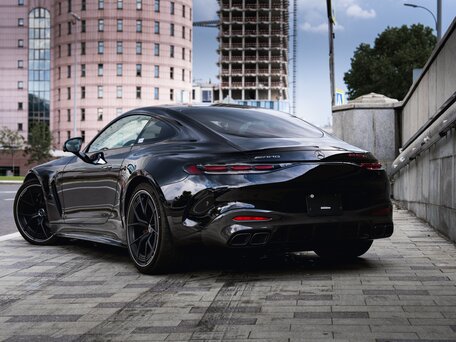 2025 Mercedes-Benz AMG GT 63 S E Performance II, чёрный, 27900000 рублей, вид 2