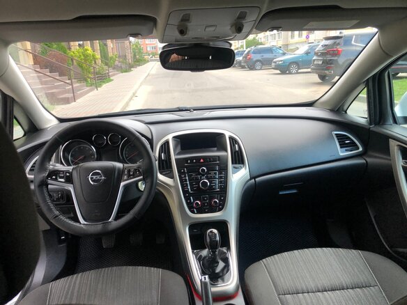 2011 Opel Astra J, белый, 725000 рублей - вид 6