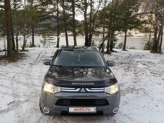 2014 Mitsubishi Outlander III, серый, 2200000 рублей, вид 2