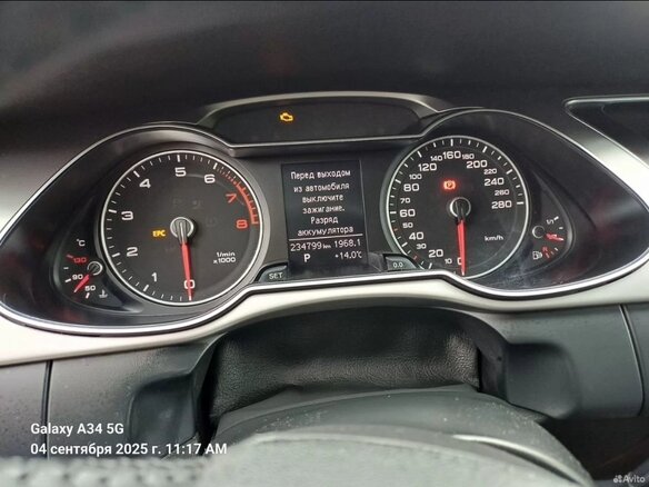 2013 Audi A4 IV (B8) Рестайлинг, белый, 1350000 рублей - вид 13