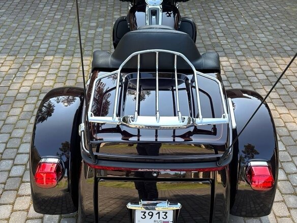2014 Harley-Davidson Tri Glide, чёрный, 2900000 рублей - вид 9