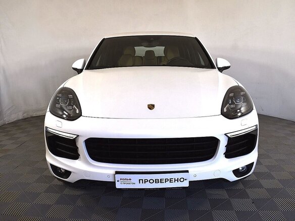 2015 Porsche Cayenne Diesel II Рестайлинг (958), белый - вид 1