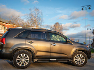 2011 Kia Sorento II, золотистый, 1590000 рублей, вид 5
