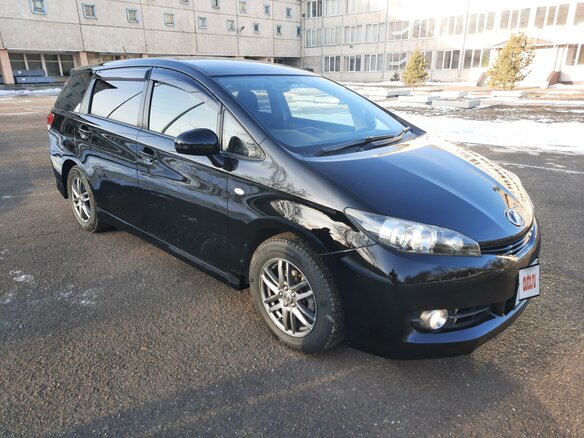 2010 Toyota Wish II, чёрный, 1560000 рублей - вид 1