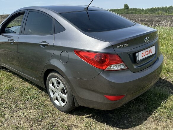 2013 Hyundai Solaris I, чёрный, 840000 рублей - вид 6