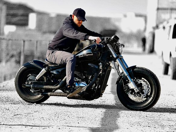 1997 Suzuki Desperado VZ400, чёрный, 500000 рублей - вид 5
