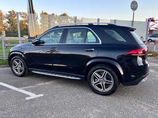 2021 Mercedes-Benz GLE 300 d II (V167), чёрный, 9000000 рублей, вид 3