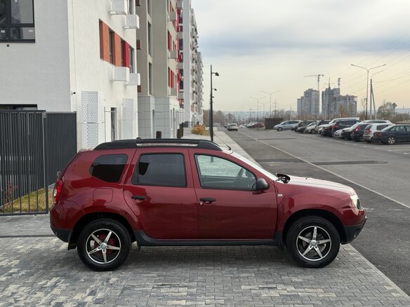 2014 Renault Duster I, красный, 1045000 рублей - вид 3