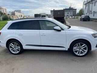 2018 Audi Q7 II (4M), белый, 2849000 рублей, вид 4