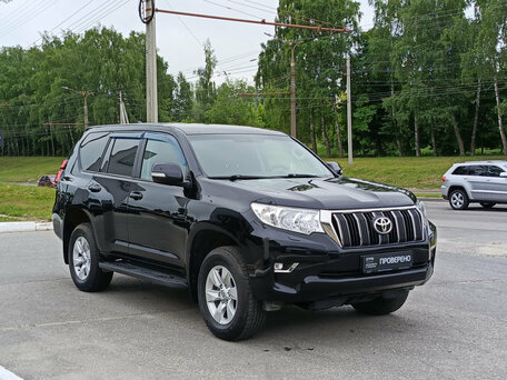 2019 Toyota Land Cruiser Prado 150 Series Рестайлинг 2, чёрный, 4490000 рублей, вид 3