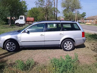 1998 Volkswagen Passat B5, серебристый, 325000 рублей, вид 3