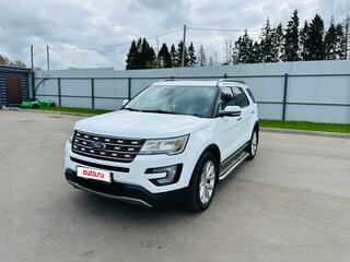 2016 Ford Explorer V Рестайлинг, белый, 2250000 рублей, вид 1