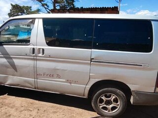 1998 Mazda Bongo Friendee I, серебристый, 470000 рублей, вид 4