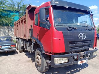 2011 FAW J5 CA3252/3253, красный, 1500000 рублей, вид 1
