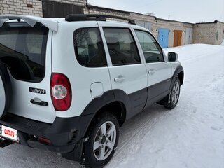 2016 Chevrolet Niva I Рестайлинг, белый, 620000 рублей, вид 4