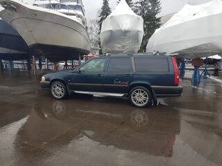 1998 Volvo V70 XC I, зелёный, 1250000 рублей, вид 3