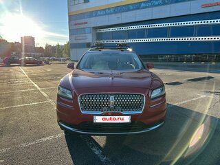2021 Lincoln Nautilus I, красный, 3400000 рублей, вид 5