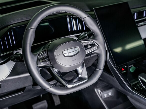 2026 Geely Atlas II, чёрный, 3970990 рублей - вид 5