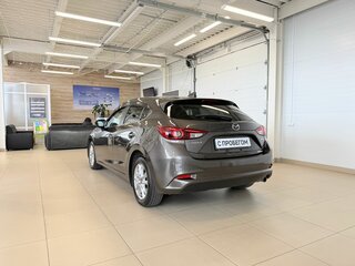 2017 Mazda Axela III Рестайлинг, серый, 1649000 рублей, вид 4
