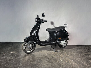 2025 Vespa VXL 125, чёрный, 420000 рублей, вид 1
