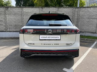 2026 Volkswagen Tiguan L Pro III (China Market), серый, 5350000 рублей, вид 5