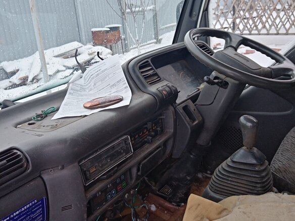 1999 Isuzu Elf (N-series), белый, 1200000 рублей