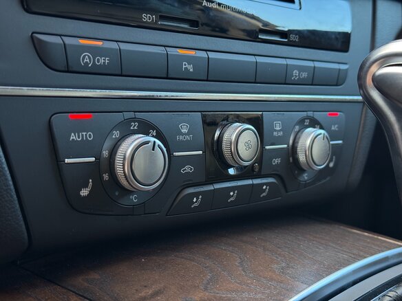 2014 Audi A6 IV (C7), чёрный, 1850000 рублей - вид 21