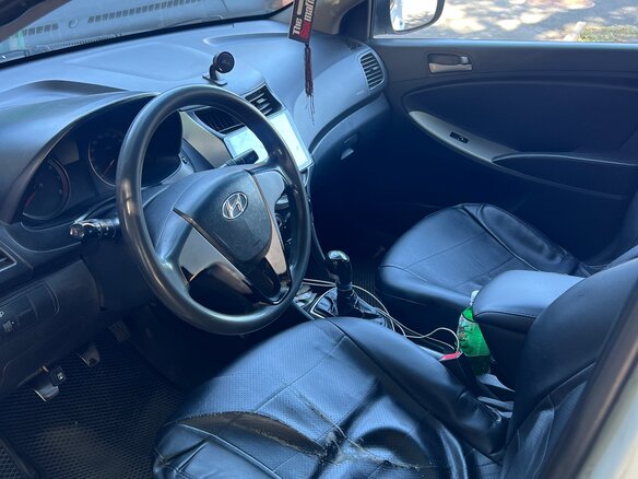 2014 Hyundai Solaris I Рестайлинг, белый, 580000 рублей - вид 6