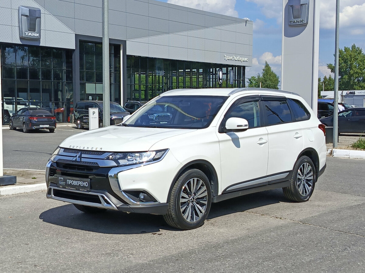 Открыть фотографии: Mitsubishi Outlander III Рестайлинг 3