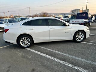 2020 Chevrolet Malibu IX Рестайлинг, белый, 1700000 рублей, вид 1