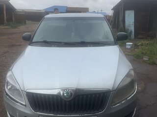 2012 Skoda Fabia II Рестайлинг, серебристый, 300000 рублей, вид 1