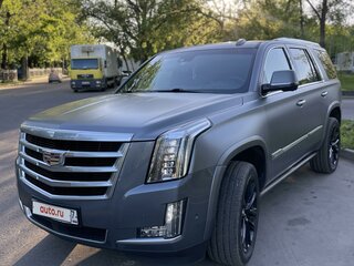 2017 Cadillac Escalade IV, серебристый, 3700000 рублей, вид 1