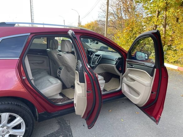 2010 Cadillac SRX II, красный, 1420000 рублей - вид 14