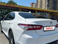 2019 Toyota Camry VIII (XV70), белый, 2800000 рублей - вид 2