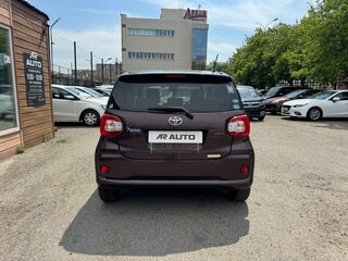 2017 Toyota Passo III, коричневый, 919000 рублей, вид 3