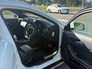 2015 Mercedes-Benz GLA 180 I (X156), белый, 1670000 рублей, вид 5