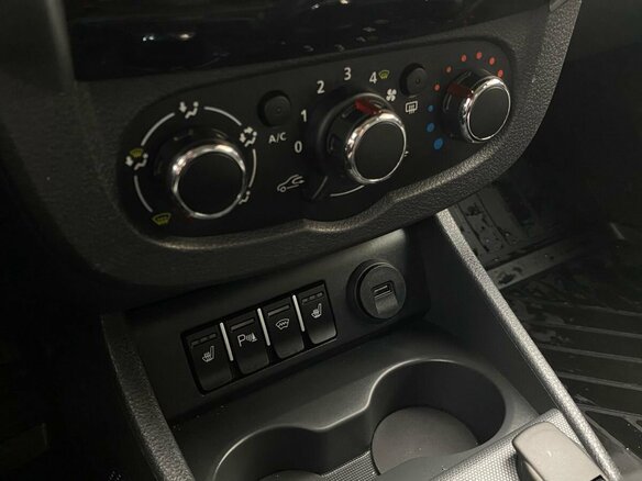 2026 Lada (ВАЗ) Largus Cross I Рестайлинг, серый, 1850000 рублей - вид 13