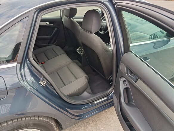 2011 Audi A4 IV (B8), серый, 1700000 рублей - вид 26
