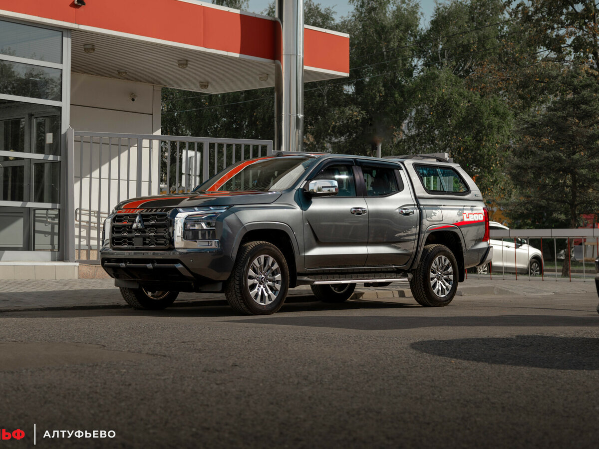 Открыть фотографии: Mitsubishi L200 VI