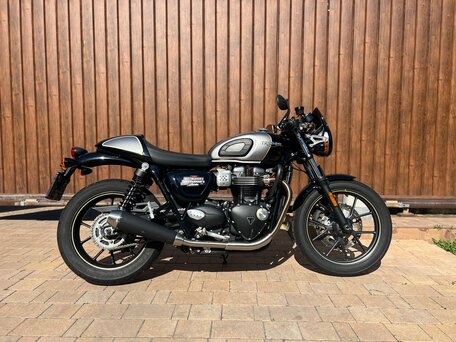 2018 Triumph Street Cup, чёрный, 700000 рублей, вид 2