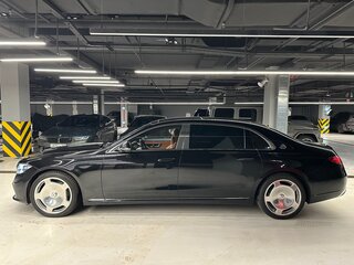 2022 Mercedes-Benz Maybach S-Класс 580 II (Z223), чёрный, 21000000 рублей, вид 4
