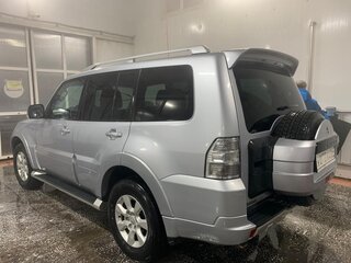 2010 Mitsubishi Pajero IV, серебристый, 2000000 рублей, вид 5