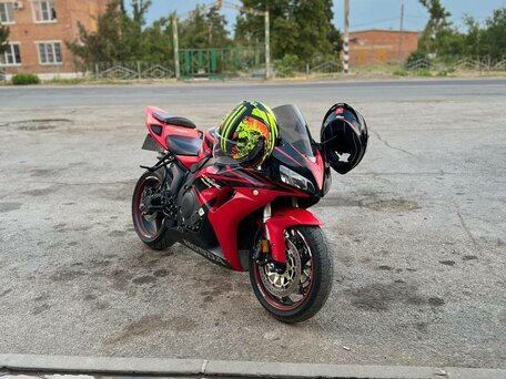 2006 Honda CBR 1000 RR/RA Fireblade, красный, 500000 рублей, вид 4
