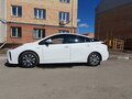 2019 Toyota Prius IV Рестайлинг (XW50), белый, 2150000 рублей - вид 5