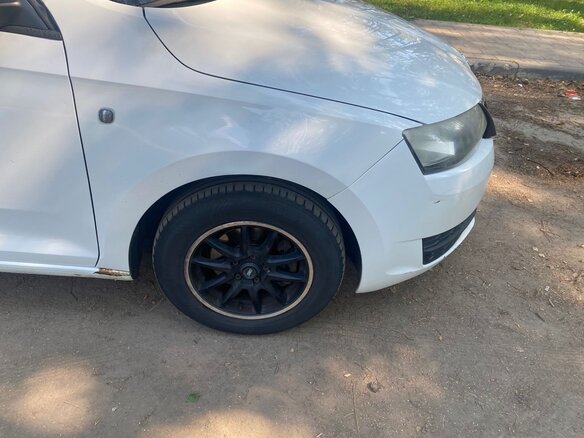 2015 Skoda Rapid I, белый, 450000 рублей - вид 9