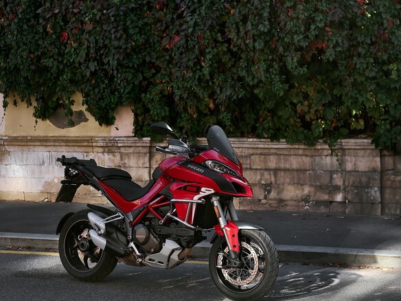 2015 Ducati Multistrada 1200, красный, 1150000 рублей