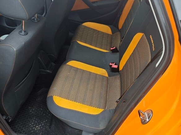 2012 Volkswagen Polo Cross V, оранжевый, 960000 рублей - вид 11